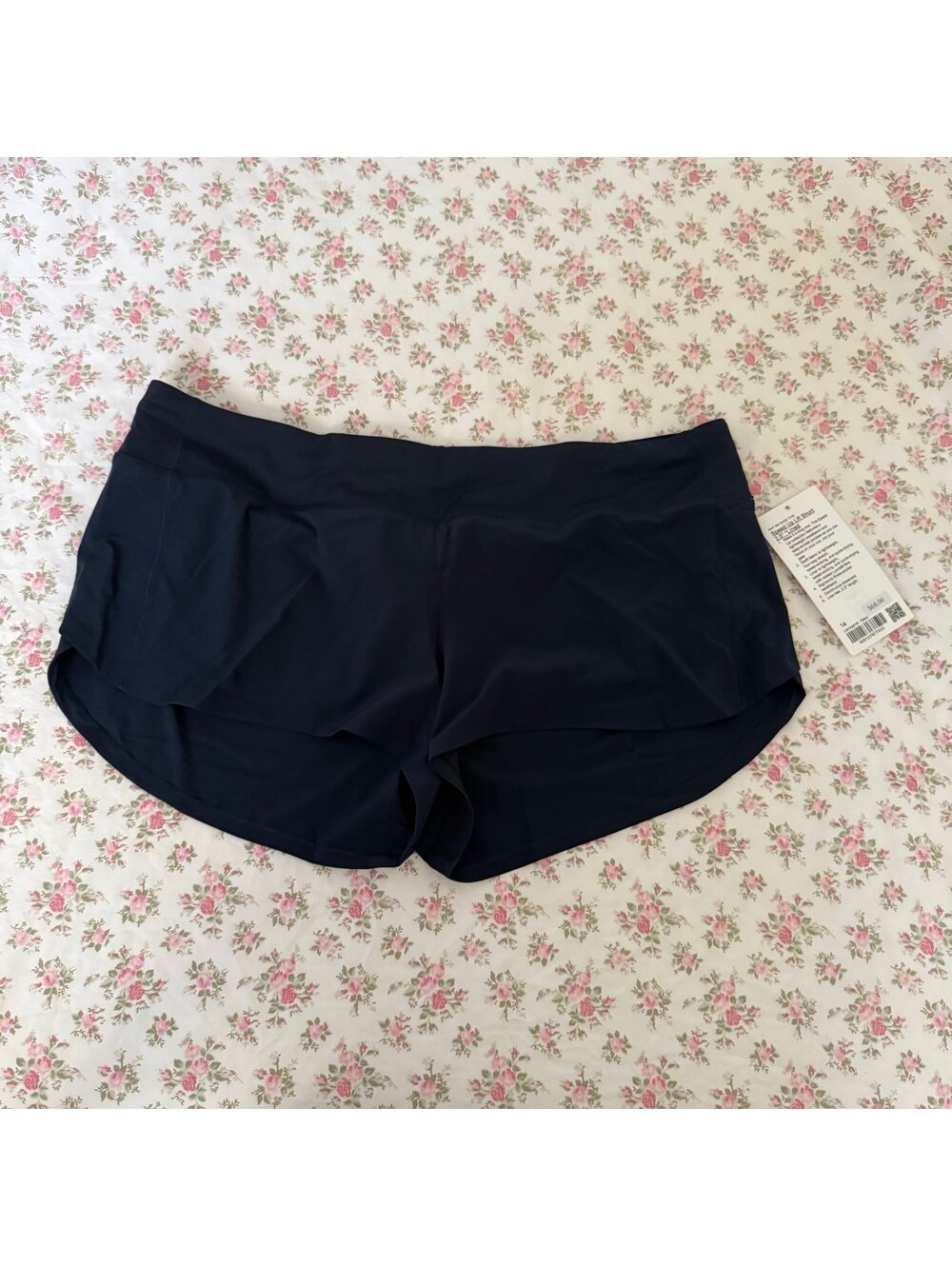 Lululemon Athletica speed up shorts